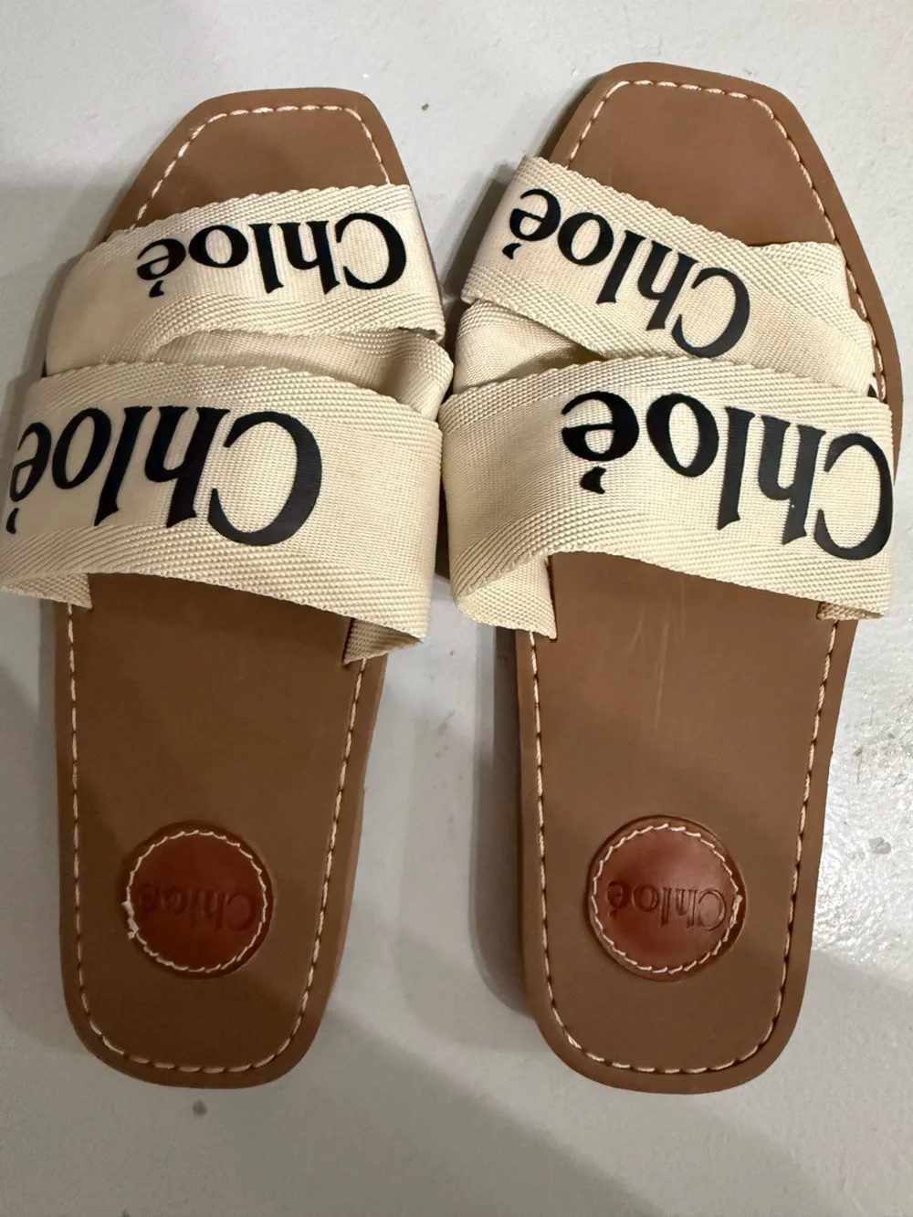 Chloe Woody Flat Logo new